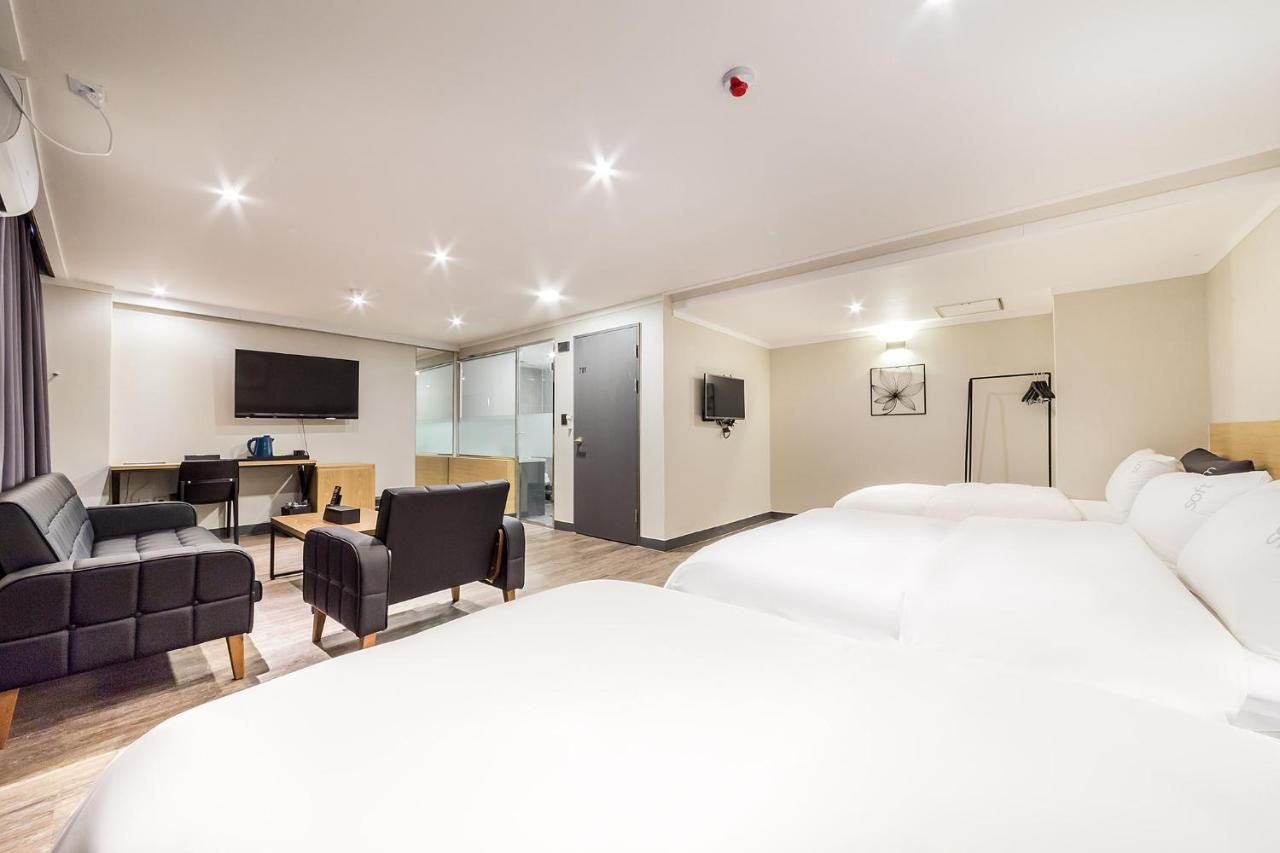 Pyeongtaek Stay Tourist Hotel Exteriér fotografie