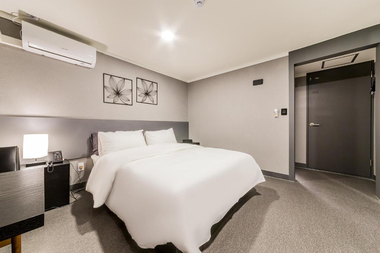 Pyeongtaek Stay Tourist Hotel Exteriér fotografie